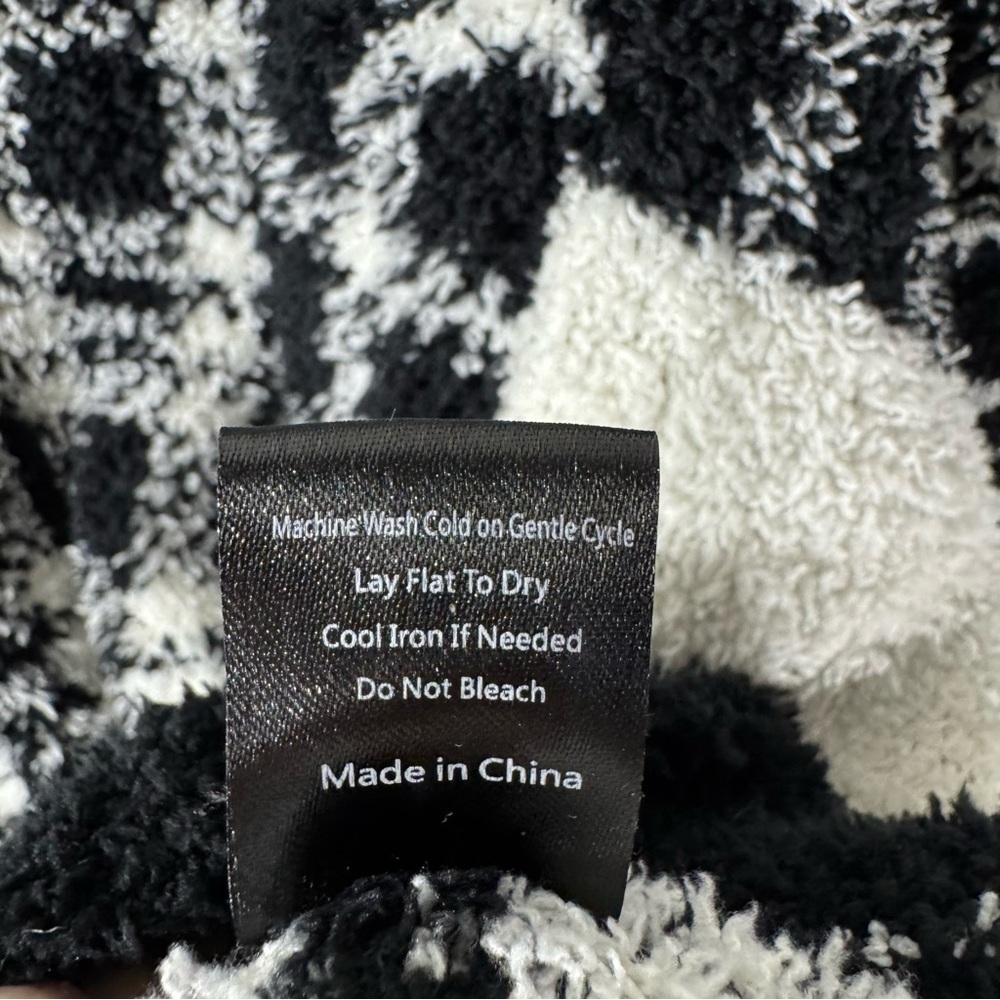 Pol Black And White Patterned Patchwork Plush Swe… - image 8